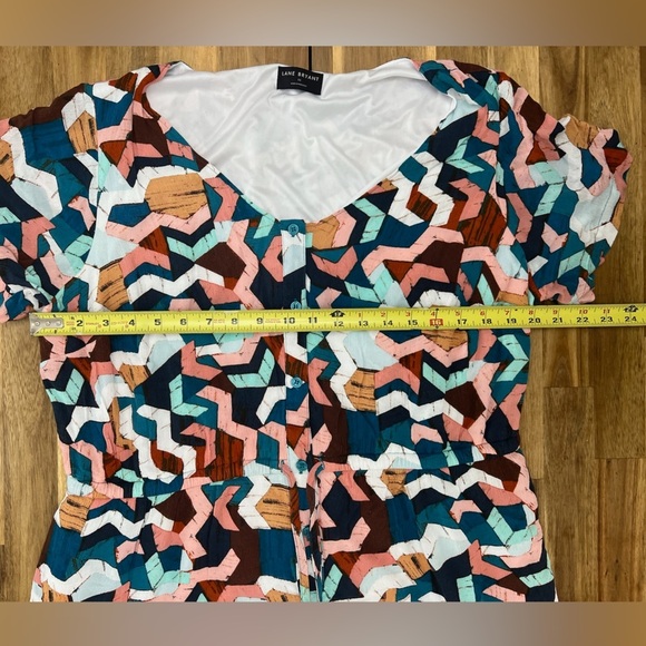 Lane Bryant Button Front Tie Waist Fully Lined Romper Geometric Print Peach Teal - Picture 7 of 9